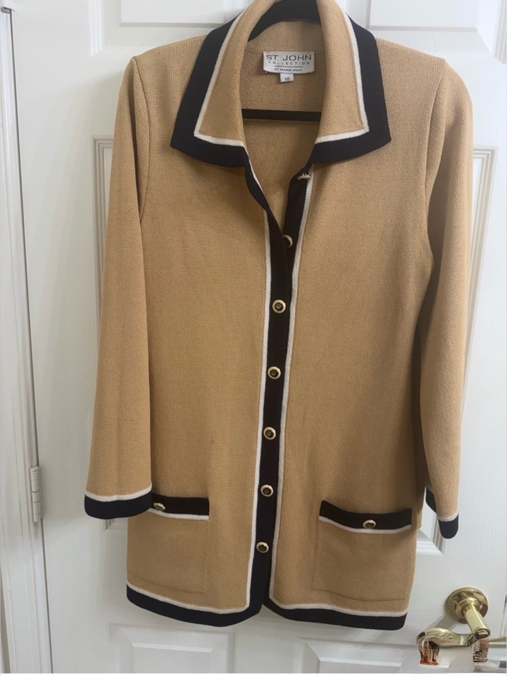 St. John Camel Knit Jacket and skirt  with Contrast Trim Size 10
